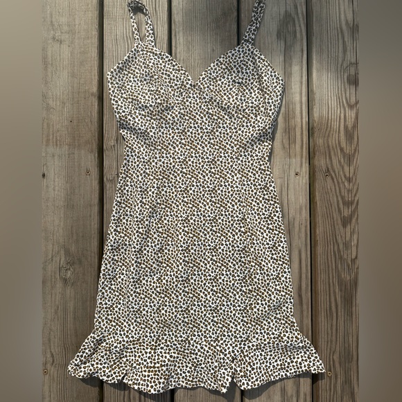 Forever 21 Dresses & Skirts - forever 21 animal print leopard bodycon mini dress with ruffled bottom